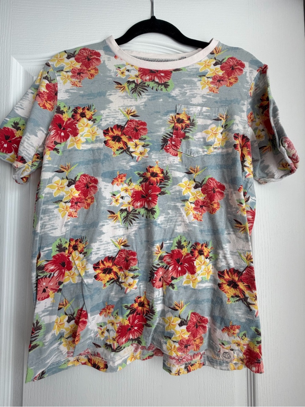 Free Planet Floral Tee